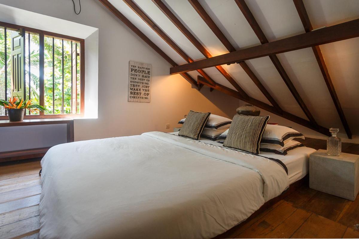 Mo River House Luxury Villa Hikkaduwa Bagian luar foto